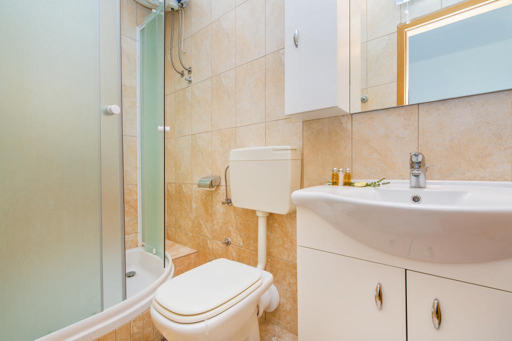 Apartment Lujak Donje Celo Екстер'єр фото